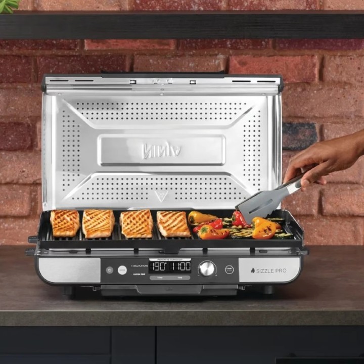 Ninja električni roštilj Sizzle XL GX101EU