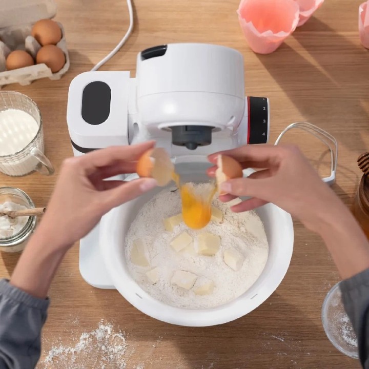 Bosch multipraktik kuhinjski aparat MUMS2AW00, slastičarski set, bijeli