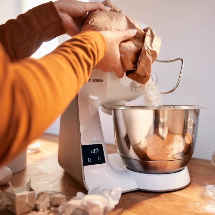 Bosch multipraktik kuhinjski aparat MUM5XW40, integrisana vaga