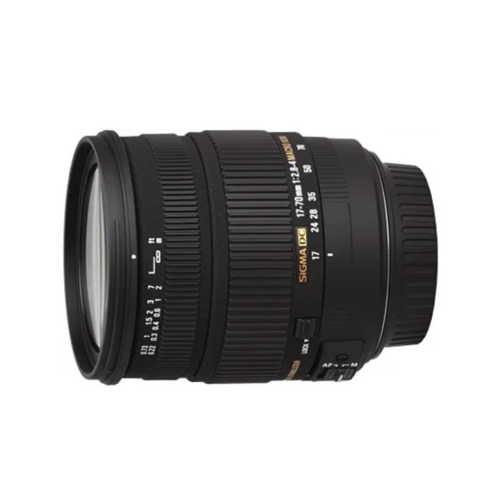 Sigma 17-70mm f/2.8-4 DC Macro OS HSM